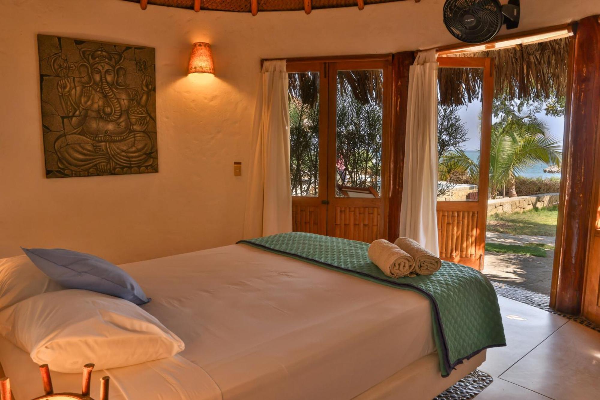 Soleil Bungalows Los Órganos Eksteriør bilde