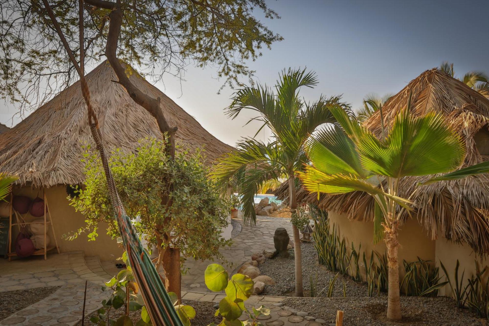 Soleil Bungalows Los Órganos Eksteriør bilde